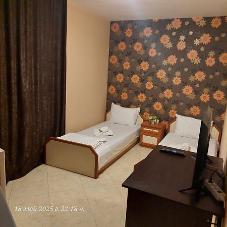 Hristovi Apartments & Studios Поморие Экстерьер фото