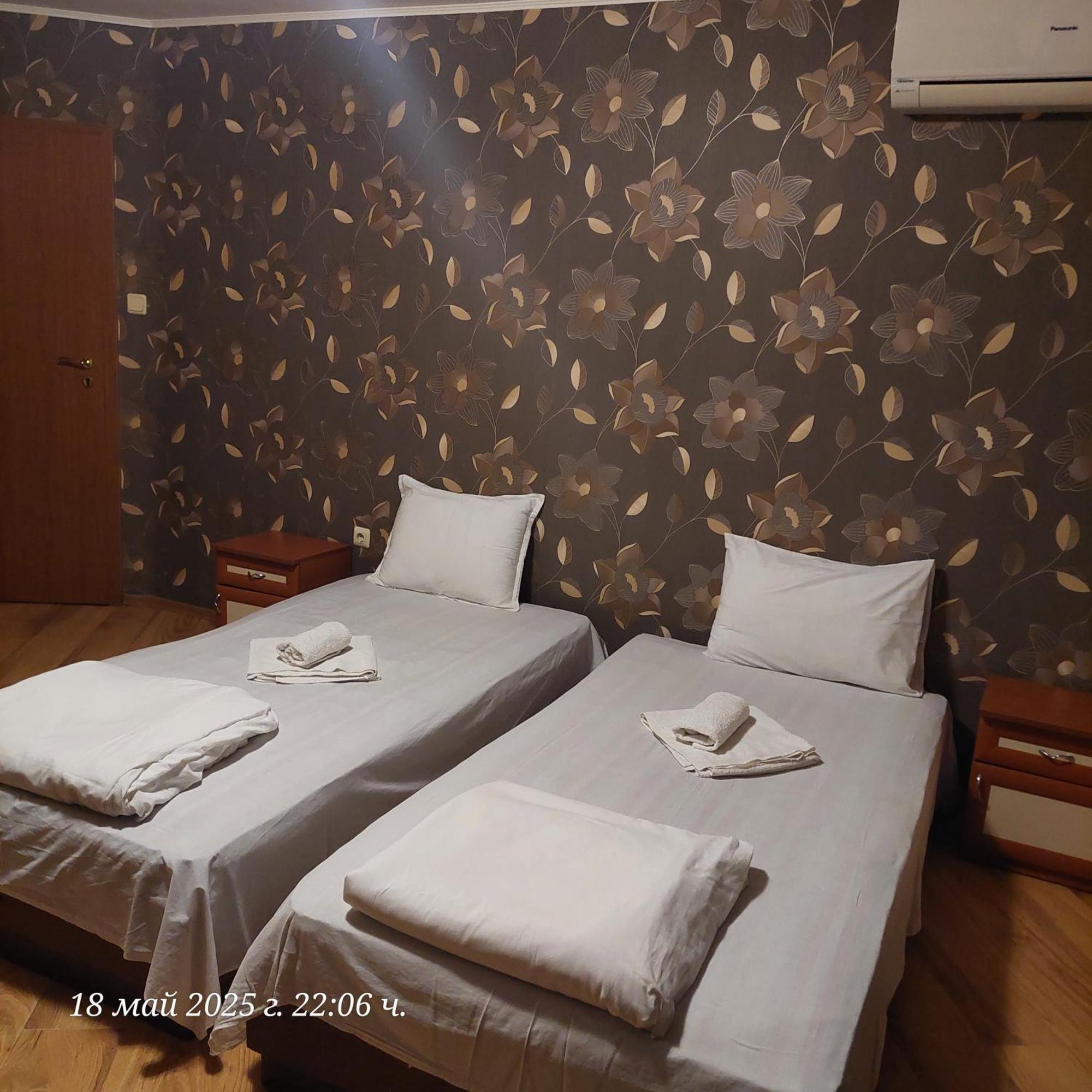 Hristovi Apartments & Studios Поморие Экстерьер фото